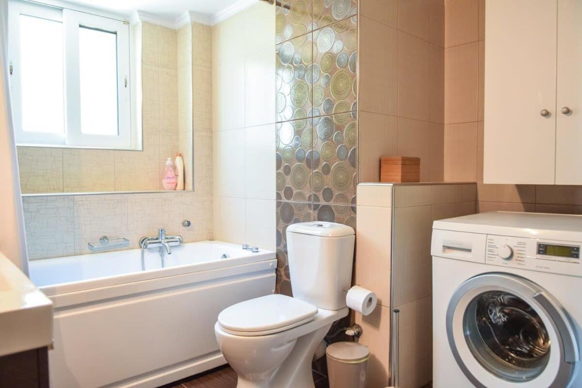 Rio Beachfront Escape - Luxurious Coastal Retreat Apartment Patras