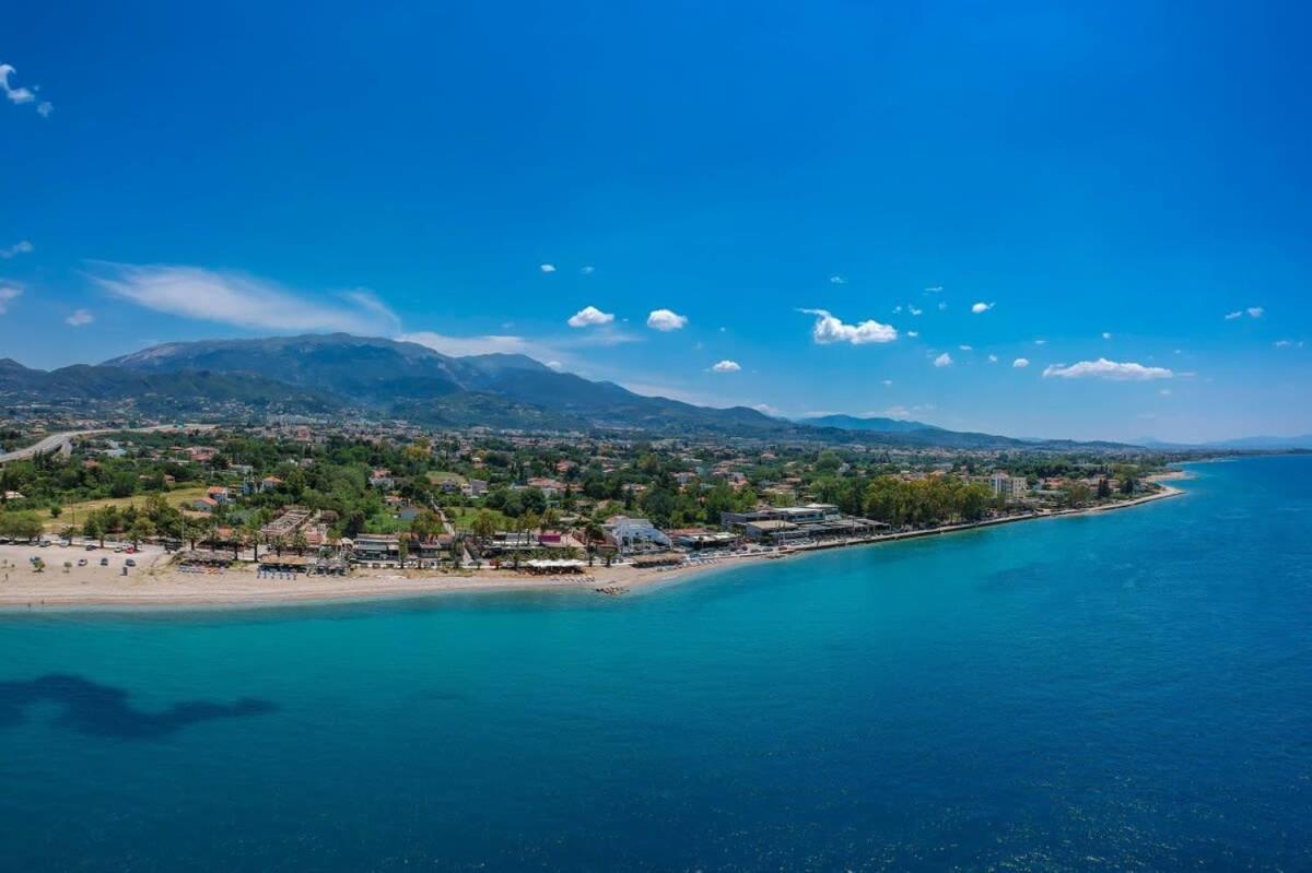 Rio Beachfront Escape - Luxurious Coastal Retreat *