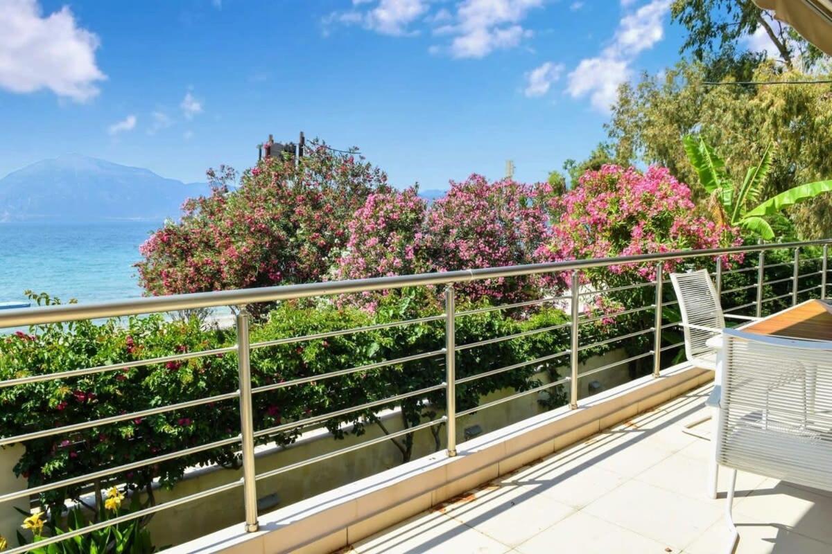 Apartment Rio Beachfront Escape - Luxurious Coastal Retreat *